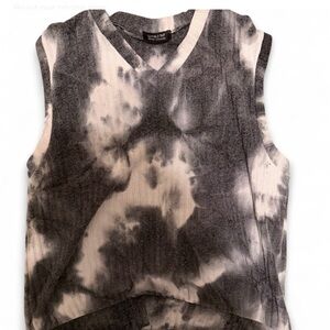 33 Field Trip tie-dye sleeveless sweater vest (one size)